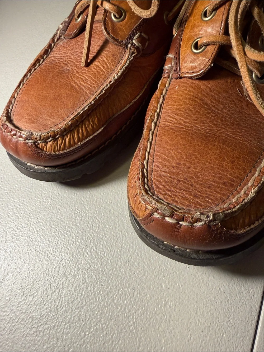 LL Bean Allagash Handsewn 2-tone Pebbled Leather Boat Shoes 9.5 D M Nautical